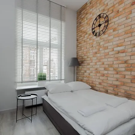 4 Eco Chateau Jagiellonska 22 Old Town